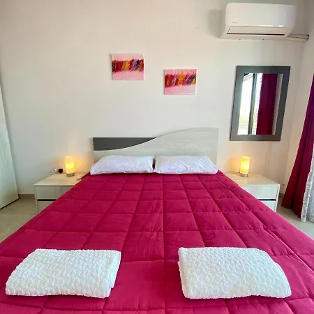 F1 - Modern Two Bedrooms Flat Sea View, St Julians *