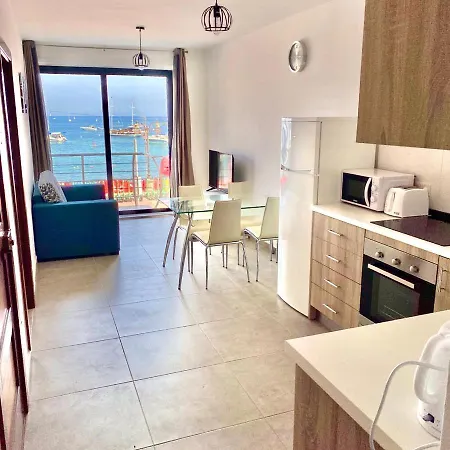 F1 - Modern Two Bedrooms Flat Sea View, St Julians * Saint Julian's